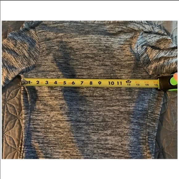 🧥🖤 Gray & White Drapey Sweater – Size L 🖤🧥 - Picture 10 of 11